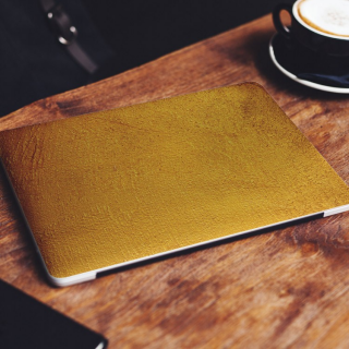 Konkreter Gold-Laptop-Aufkleber – 1