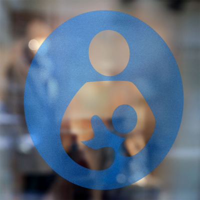 Gebodspictogram Borstvoeding plaats sticker - 2