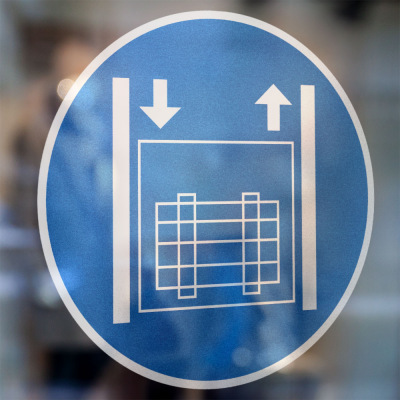 Gebodspictogram Goederenlift verplicht sticker - 3 Gebodspictogram Goederenlift verplicht sticker - 3