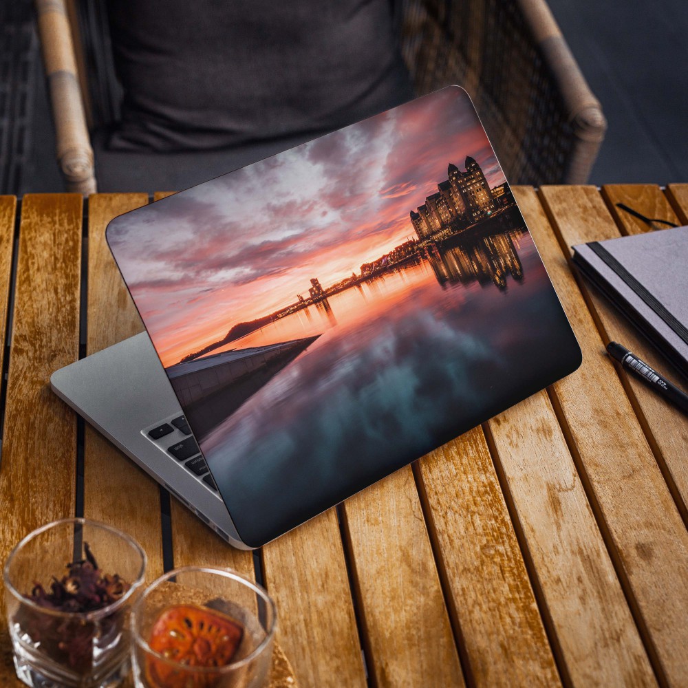Möchten Sie einen Laptop-Aufkleber mit Skyline von Oslo kaufen