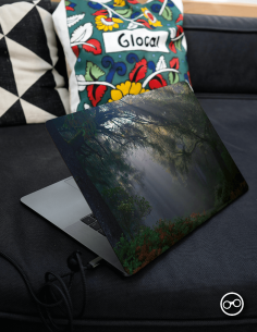 Licht Door De Bergen Laptop Sticker - 1