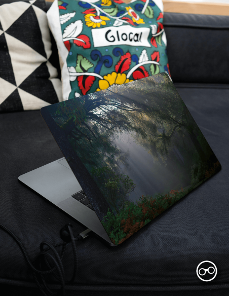 Licht Door De Bergen Laptop Sticker - 1