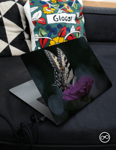 Vlinder Op Bloem Laptop Sticker - 1