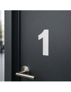 Cijfer sticker Arial 1 aangebracht op strakke deur
