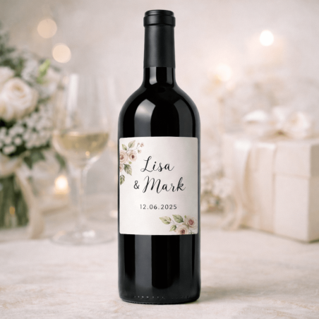 Gepersonaliseerd wijnetiket op fles als cadeau of bruiloftsdecoratie
