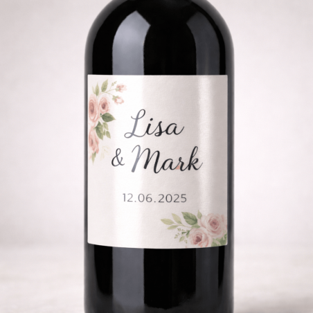 Wijnetiket met glanzende afwerking op wijnfles