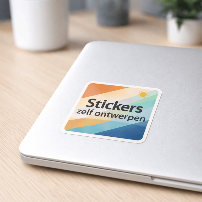 Stickers zelf ontwerpen in gebruik op laptop