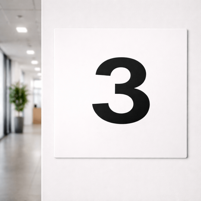 Cijfer sticker Arial 3 op glad paneel voor routing