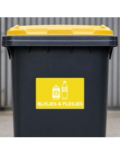 Statiegeld sticker duidelijk zichtbaar op afvalcontainer of inzamelbak